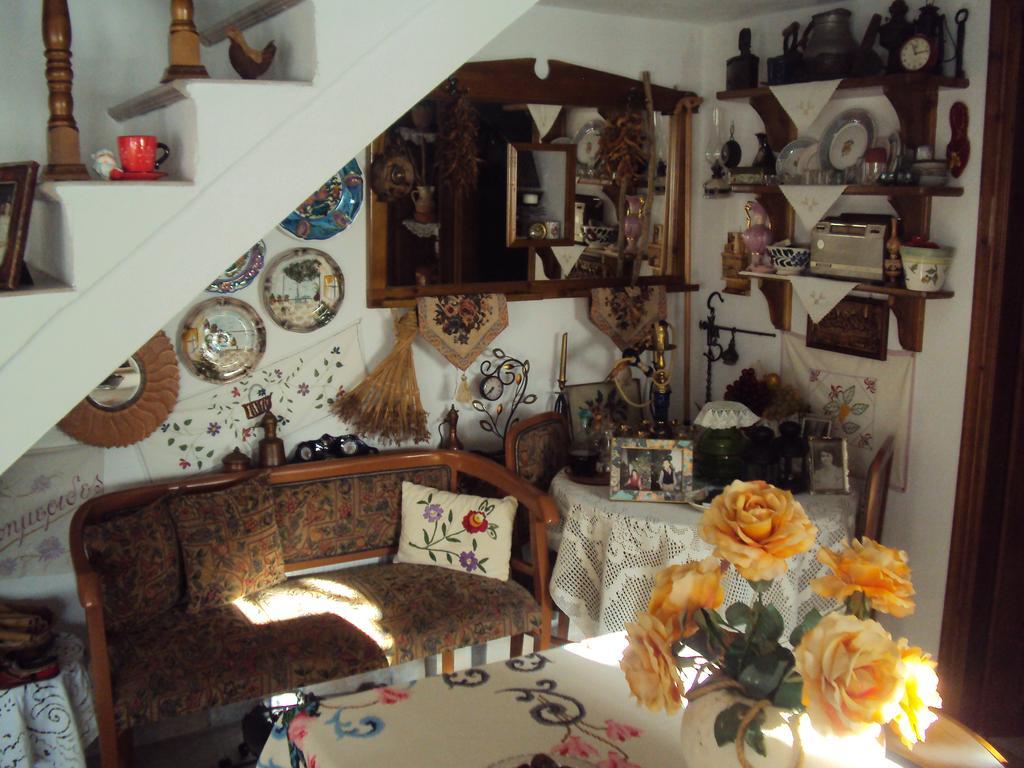 Katoikia Me Ta Pitharia Villa Prínosz Kültér fotó