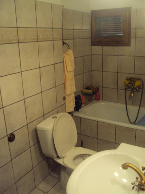 Katoikia Me Ta Pitharia Villa Prínosz Kültér fotó